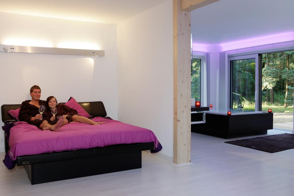 Villa Nooz - Something Different? Grobbendonk Zimmer foto